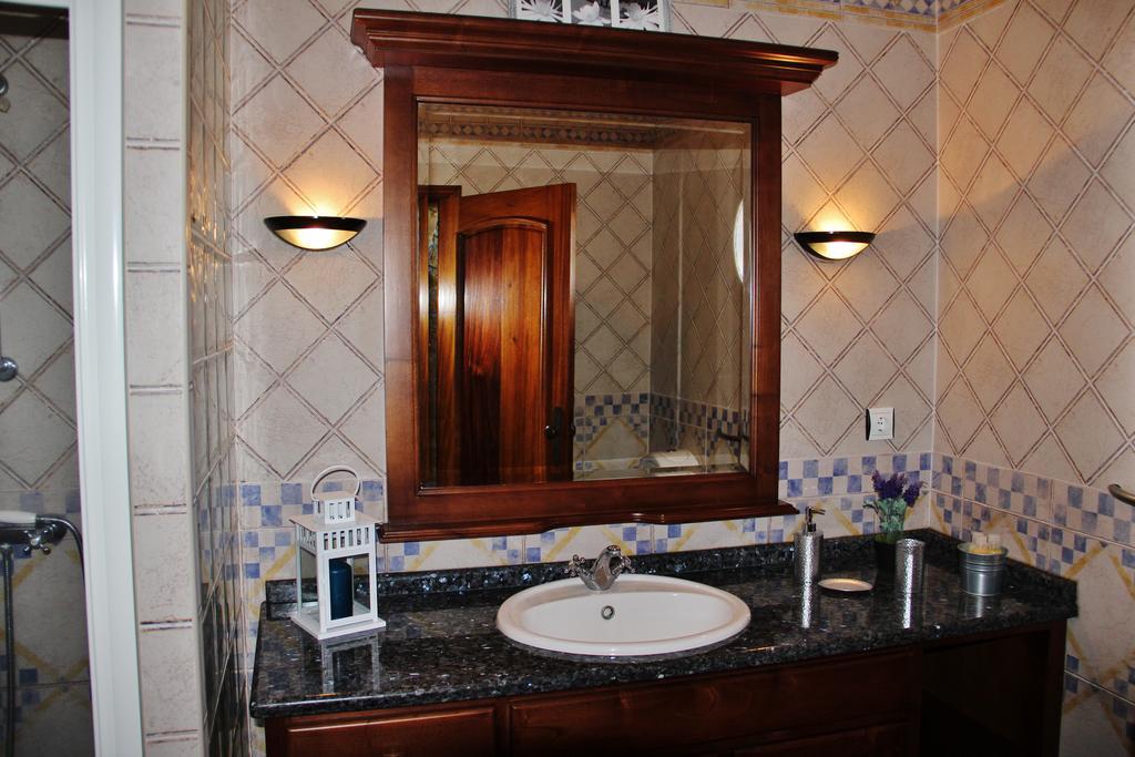 Rib'S House Villa Praia da Vitoria ภายนอก รูปภาพ